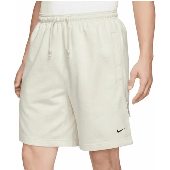 Nike Men's Dri-FIT Standard Issue 8" Fleece Basketball Shorts - Phantom - Picture 1 of 9
